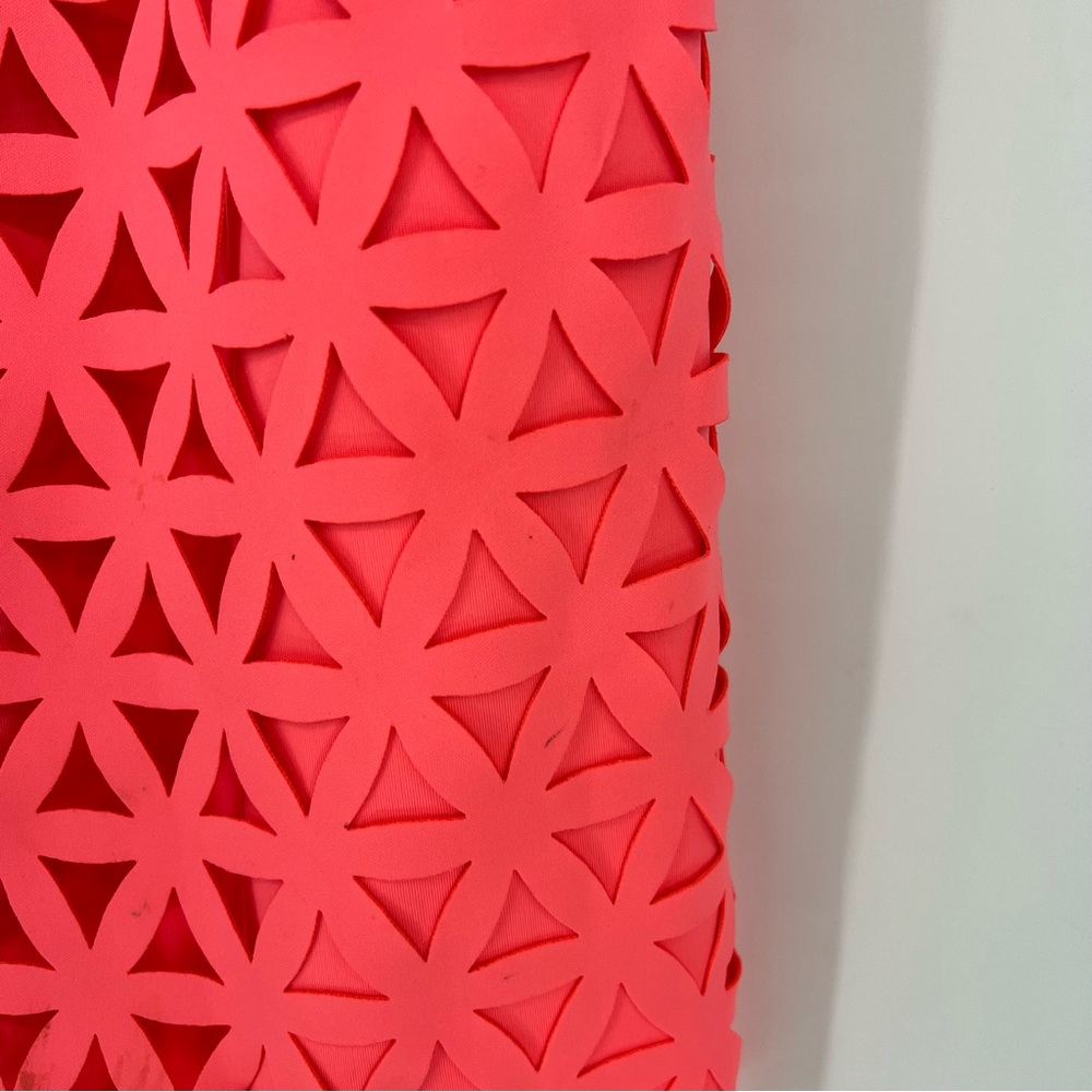 Lilly Pulitzer Vibrant Pink Daisy Laser Cut Geometric Sleeveless Dress XXS - Picture 7 of 16